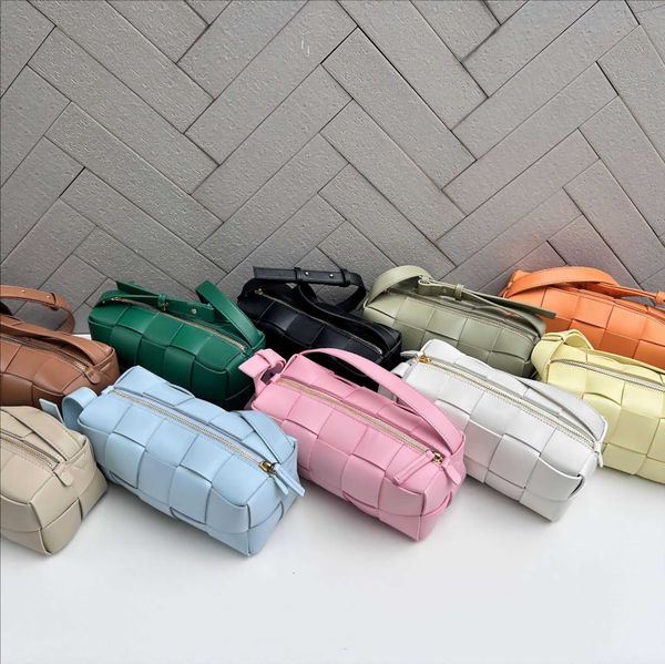 designer bag multi botacet vnenat 2023 new genuine leather woven bag with back method fashion candy color pillow small square one shoulder c
designer bag multi botacet vnenat 2023 new genuine leather woven bag with back method fashion candy color pillow small square one shoulder c
