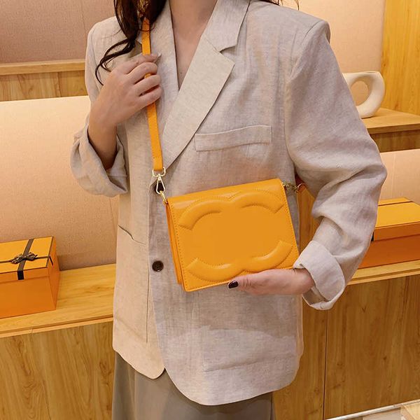 dinner bag small fragrant wind bag women's new fashion texture one shoulder square foreign and versatile trendy crossbody
dinner bag small fragrant wind bag women's new fashion texture one shoulder square foreign and versatile trendy crossbody