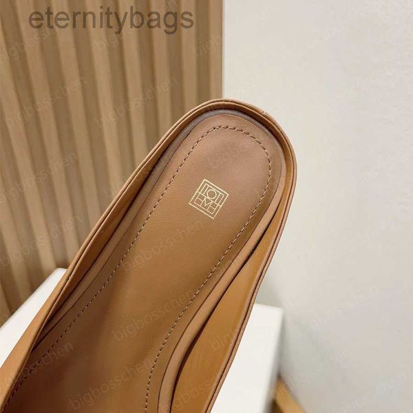 toteme slippers designer sandals l clogs mullet shoes flat bottom casual slippers minimalist wind beach shoes dress shoes wrap-around slippe, Black
toteme slippers designer sandals l clogs mullet shoes flat bottom casual slippers minimalist wind beach shoes dress shoes wrap-around slippe, Black