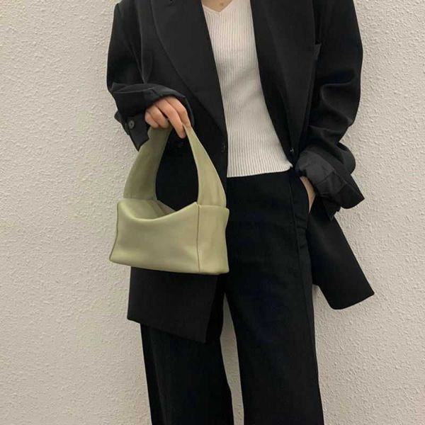cosmetic bags cases handbag for women mini portable french niche trend fashion small square bag soft leather makeup work 230704
cosmetic bags cases handbag for women mini portable french niche trend fashion small square bag soft leather makeup work 230704