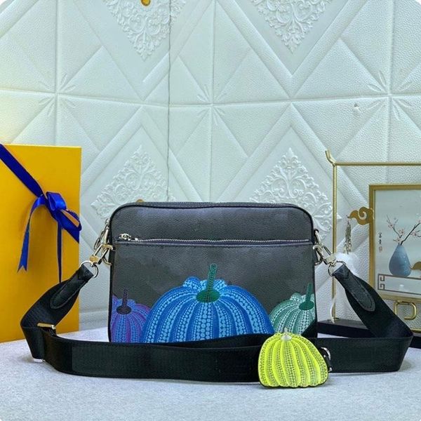 designer messenger bag crossbody bag luxury letter crossbody bag pumpkin print shoulder bag leather purse men's and women's handba
designer messenger bag crossbody bag luxury letter crossbody bag pumpkin print shoulder bag leather purse men's and women's handba