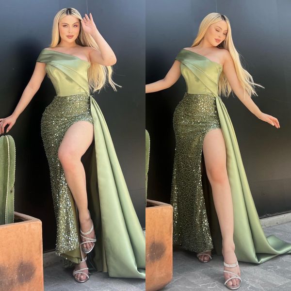 elegant green evening dresses off shoulder sequins party prom dress split sweep train long dress for special occasion, Black;red
elegant green evening dresses off shoulder sequins party prom dress split sweep train long dress for special occasion, Black;red