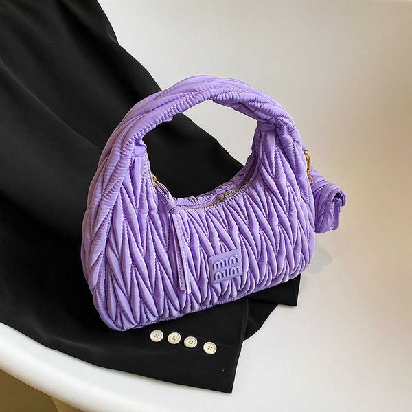 designer bag embroidery small bag women's fashion handbag popular shoulder underarm bag v16w
designer bag embroidery small bag women's fashion handbag popular shoulder underarm bag v16w