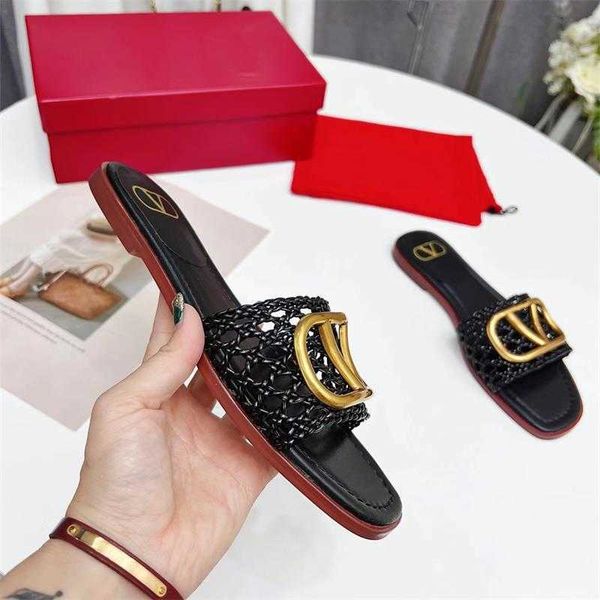 one sandal network valentinoz slippers v-button knitted fashion european women's casual flat bottom versatile red designer line lazy 3y
one sandal network valentinoz slippers v-button knitted fashion european women's casual flat bottom versatile red designer line lazy 3y