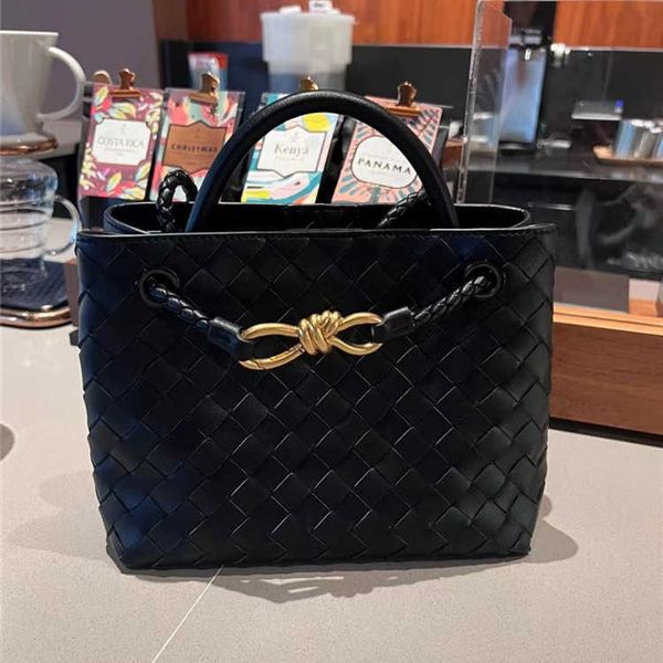 designer bag leather 2023 new genuine botacet women's bag premium woven vnenat handbag metal rope buckle tote single shoulder crossbody
designer bag leather 2023 new genuine botacet women's bag premium woven vnenat handbag metal rope buckle tote single shoulder crossbody