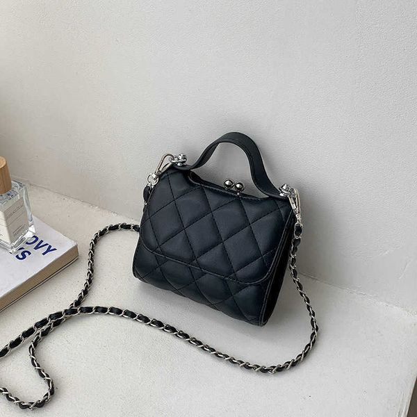 dinner bag high grade feeling small for women's summer 2023 new foreign style fragrance handbag versatile diamond grid chain crossbody
dinner bag high grade feeling small for women's summer 2023 new foreign style fragrance handbag versatile diamond grid chain crossbody