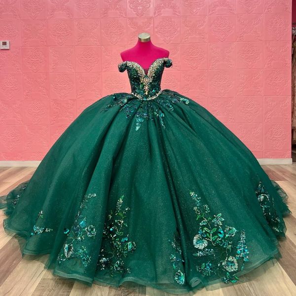 luxury blackish green quinceanera dresses glittering floral beading crystal applique lace party prom ball gown vestidos de 15 anos, Blue;red
luxury blackish green quinceanera dresses glittering floral beading crystal applique lace party prom ball gown vestidos de 15 anos, Blue;red