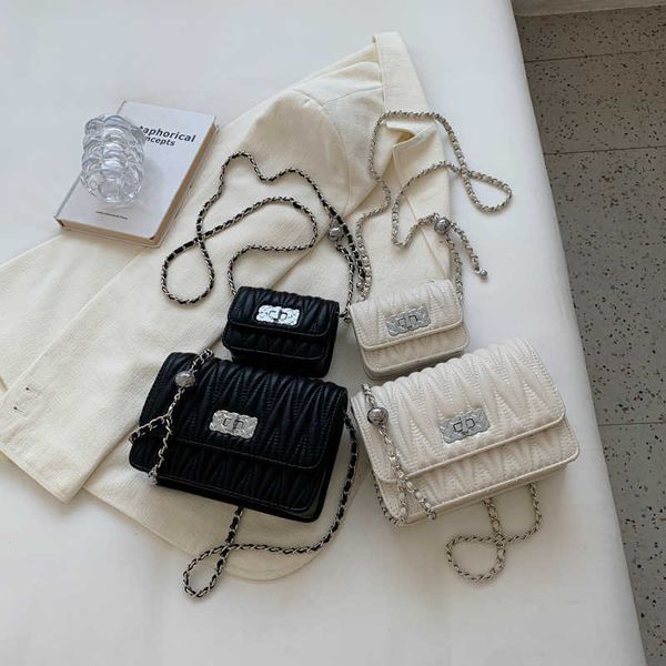 designer bag women's bag irregular mini square bag chain small fragrant cross body bag small silver ball mouth red bag otut
designer bag women's bag irregular mini square bag chain small fragrant cross body bag small silver ball mouth red bag otut
