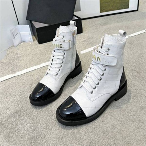 fashion women's boots 2023 channel luxury design vintage decorative letter logo autumn and winter casual martin boots snowy anti slip s, Black
fashion women's boots 2023 channel luxury design vintage decorative letter logo autumn and winter casual martin boots snowy anti slip s, Black