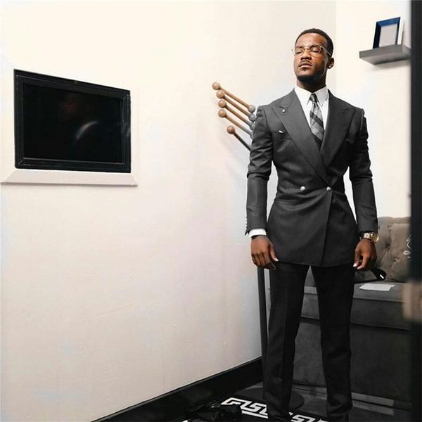double-breasted groomsmen peak lapel groom tuxedos men suits wedding/prom man blazer ( jacket+pants+tie) 0729, Black;gray
double-breasted groomsmen peak lapel groom tuxedos men suits wedding/prom man blazer ( jacket+pants+tie) 0729, Black;gray