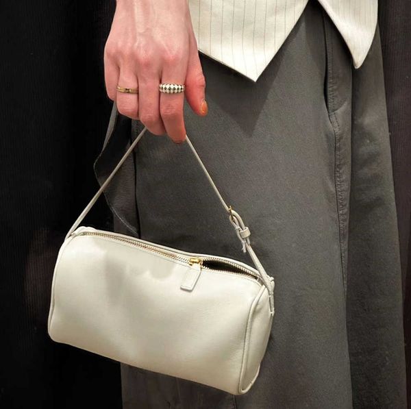the row bag designer suede penholder reverse 90s mini simple handbag leather female fashion leisure
the row bag designer suede penholder reverse 90s mini simple handbag leather female fashion leisure