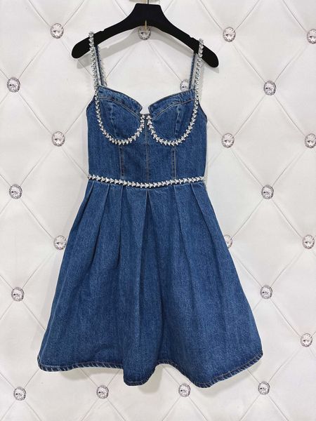 american designer luxury dress 2023 summer new heavy industry rhinestone shoulder strap waist strap temperament celebrity denim skirt july, Black;gray
american designer luxury dress 2023 summer new heavy industry rhinestone shoulder strap waist strap temperament celebrity denim skirt july, Black;gray