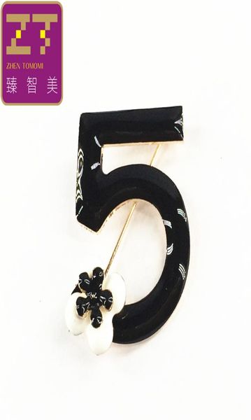 whole xz007 new fashion bijoux 5 word elegance luxury paint collar pin brooches for women jewelry gift 2006813, Gray
whole xz007 new fashion bijoux 5 word elegance luxury paint collar pin brooches for women jewelry gift 2006813, Gray