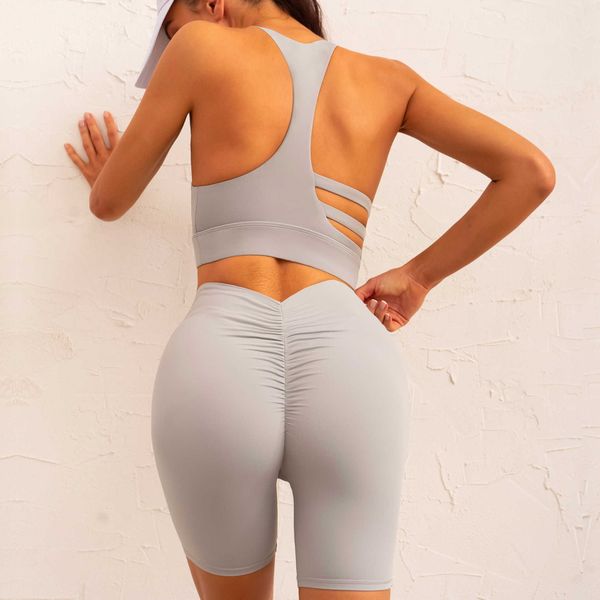 new sports bra wide shoulder strap hollow back pleated fitness shorts two piece set, White;red
new sports bra wide shoulder strap hollow back pleated fitness shorts two piece set, White;red