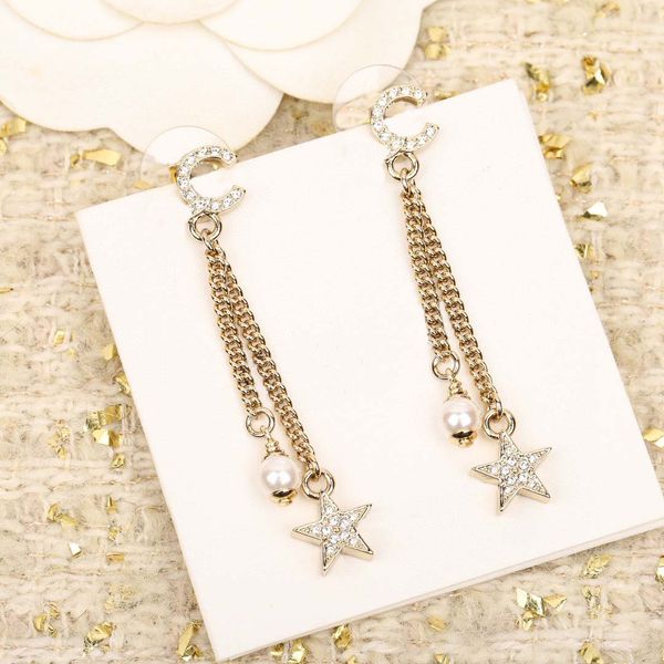 2023 luxury quality charm drop earring with diamond and star shape tassel design have box stamp ps7426b, Golden
2023 luxury quality charm drop earring with diamond and star shape tassel design have box stamp ps7426b, Golden