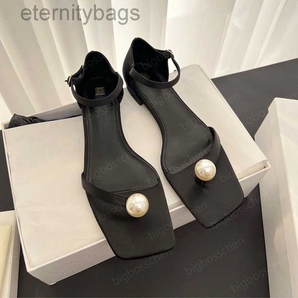 toteme dress shoes ladies luxury sandals designer fashion simple square head satin silk low heel clip toe black office career dinner wedding
toteme dress shoes ladies luxury sandals designer fashion simple square head satin silk low heel clip toe black office career dinner wedding