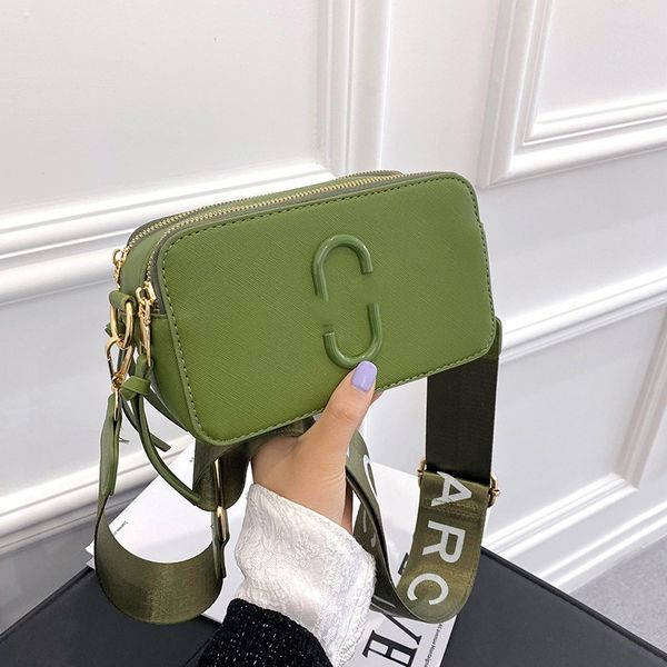 luxury designer purses woman wallet mens organizer wallets fashion crossbody bags pu material solid color wide shoulder strap trendy shoulde, Red;black
luxury designer purses woman wallet mens organizer wallets fashion crossbody bags pu material solid color wide shoulder strap trendy shoulde, Red;black