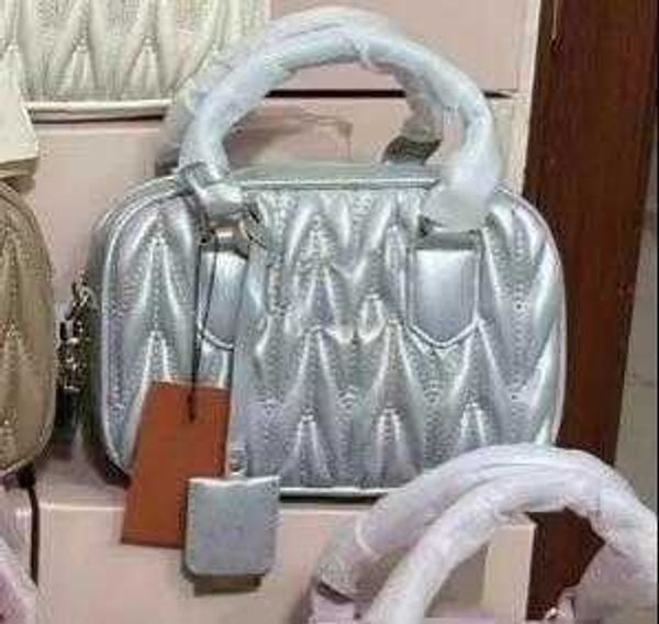 designer bag bowling pillow miui tote bag small square bag small fragrant crossbody bag rbp3
designer bag bowling pillow miui tote bag small square bag small fragrant crossbody bag rbp3