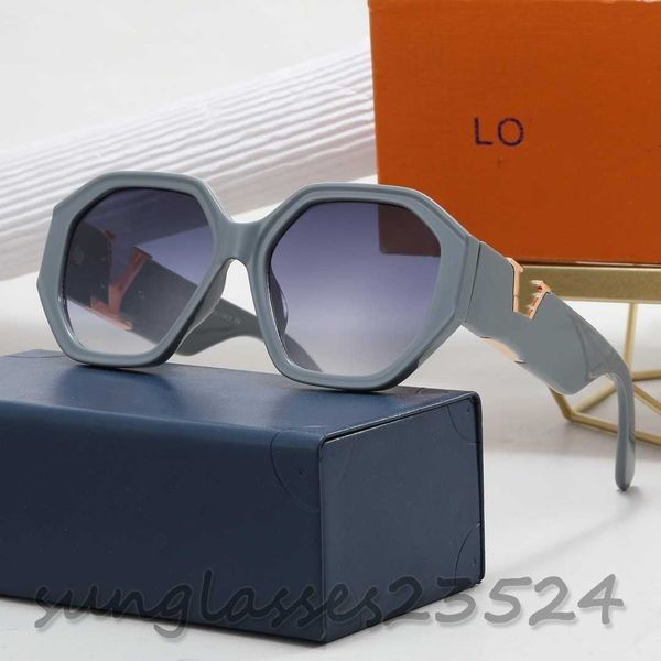 2023 woman mens sunglass new luxury brand driving shades male eyeglasses vintage travel small frame sun glasses 8364, White;black
2023 woman mens sunglass new luxury brand driving shades male eyeglasses vintage travel small frame sun glasses 8364, White;black
