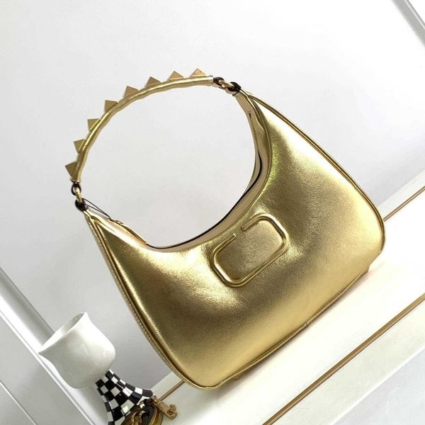 ladiesluxury velatninio designer bag and for woman bags niche design golden women in 2023 new fashion one shoulder handbag versatile underar
ladiesluxury velatninio designer bag and for woman bags niche design golden women in 2023 new fashion one shoulder handbag versatile underar