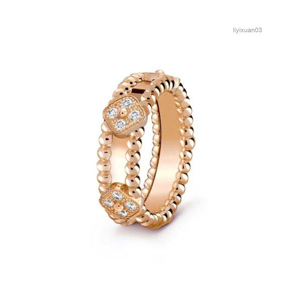 designer jewelry luxury classic 4/four leaf clover charm van kaleidoscope for girl women classic cleef diamond butterfly plated rose gold lu, Silver
designer jewelry luxury classic 4/four leaf clover charm van kaleidoscope for girl women classic cleef diamond butterfly plated rose gold lu, Silver