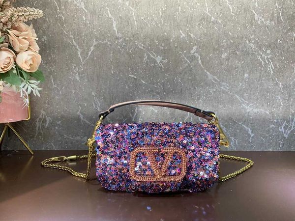 springsummer velatninio designer ladies2023 bag for woman bags new beaded sequins 3d embroidery stick bag handheld banquet single shoulder d
springsummer velatninio designer ladies2023 bag for woman bags new beaded sequins 3d embroidery stick bag handheld banquet single shoulder d