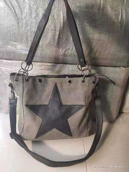 totes new women's canvas shoulder bag printed star cross body bag multifunctional women's canvas handbag casual handbag direct shi
totes new women's canvas shoulder bag printed star cross body bag multifunctional women's canvas handbag casual handbag direct shi