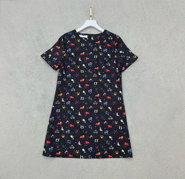 fashion designer summer o-neck lady dresses women elegant short sleeve loose dress 2022 dress9762270, Black;gray
fashion designer summer o-neck lady dresses women elegant short sleeve loose dress 2022 dress9762270, Black;gray