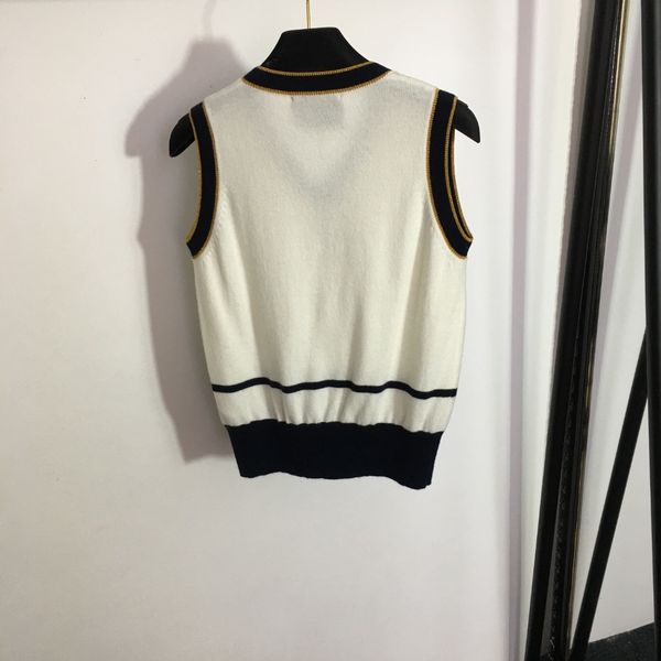 women's knits tees age reducing college style gold silver thread metallic contrast color soft glutinous skin friendly sleeveless vneck, White
women's knits tees age reducing college style gold silver thread metallic contrast color soft glutinous skin friendly sleeveless vneck, White