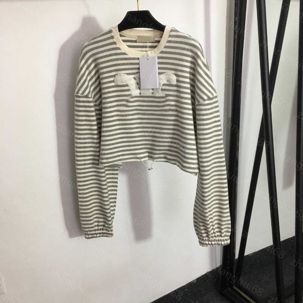 23ss women hoodie brand designer new towel embroidered large logo hem drawstring waist short striped long-sleeved pull-over hoodie women clo, Black
23ss women hoodie brand designer new towel embroidered large logo hem drawstring waist short striped long-sleeved pull-over hoodie women clo, Black
