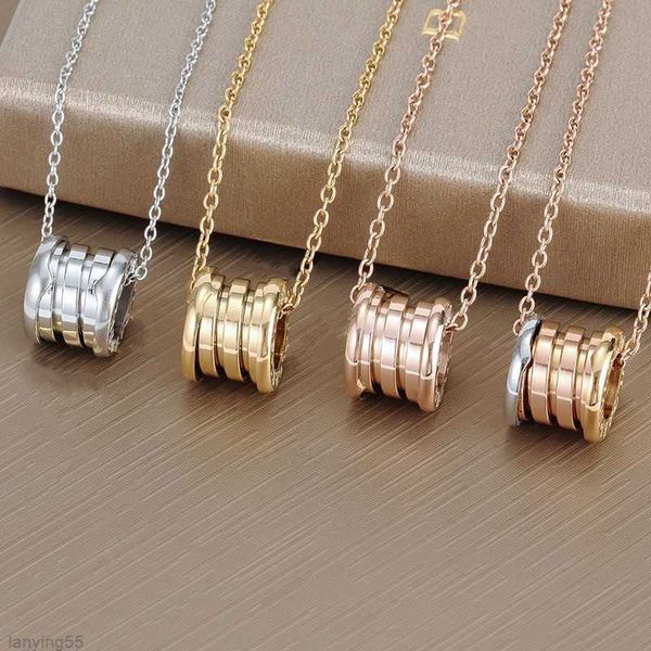 2022 ceramic couple pendant necklace fashion designer design men and women valentine's day gift, Silver
2022 ceramic couple pendant necklace fashion designer design men and women valentine's day gift, Silver