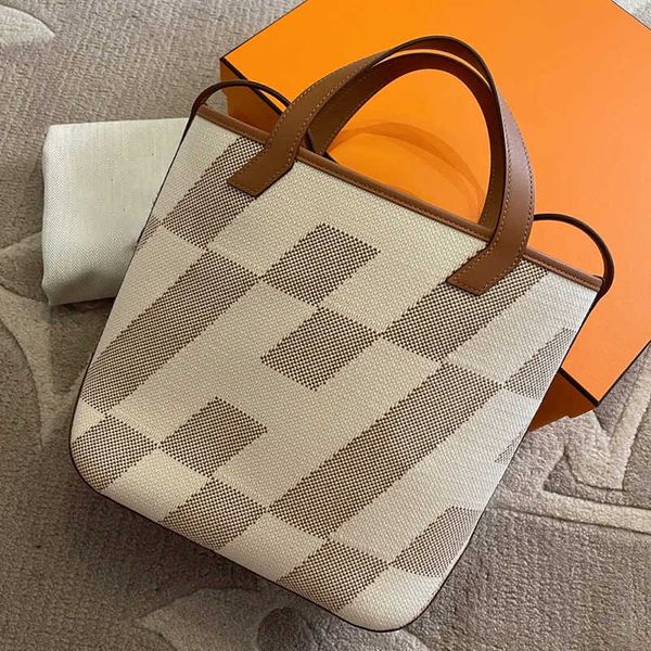 luxury designer picotin lock tote bags h home online store family large capacity canvas underarm tote bag new letter bucket single shoulder
luxury designer picotin lock tote bags h home online store family large capacity canvas underarm tote bag new letter bucket single shoulder