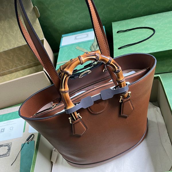 medium designer tote bag 31cm bamboo bag 10a shoulder bags genuine leather bucket bags with box g039
medium designer tote bag 31cm bamboo bag 10a shoulder bags genuine leather bucket bags with box g039