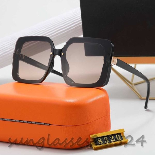 2023 sunglasses brand glasses outdoor shades farme fashion classic ladies luxury sunglass mirrors for women 8320, White;black
2023 sunglasses brand glasses outdoor shades farme fashion classic ladies luxury sunglass mirrors for women 8320, White;black