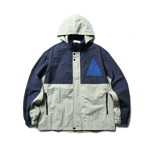 mens jackets colorful splicing hooded punching jacket japanese fashion outdoor removable cap male loose couples windbreaker 230731, Black;brown
mens jackets colorful splicing hooded punching jacket japanese fashion outdoor removable cap male loose couples windbreaker 230731, Black;brown