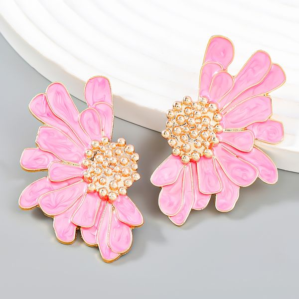 ins red alloy oil dropping flower earrings for women in europe and america vintage flower earrings, Golden;silver
ins red alloy oil dropping flower earrings for women in europe and america vintage flower earrings, Golden;silver