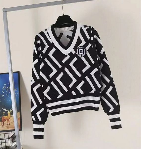 womens sweaters designer sweaters women's round neck fashion long sleeve women high end jacquard cardigan knitting sweater shirts coats, White;black
womens sweaters designer sweaters women's round neck fashion long sleeve women high end jacquard cardigan knitting sweater shirts coats, White;black