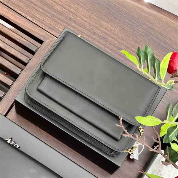 shoulder bag women leather designer handbag messenger vintage chain strap crossbody bags female letter lock purses 220325
shoulder bag women leather designer handbag messenger vintage chain strap crossbody bags female letter lock purses 220325