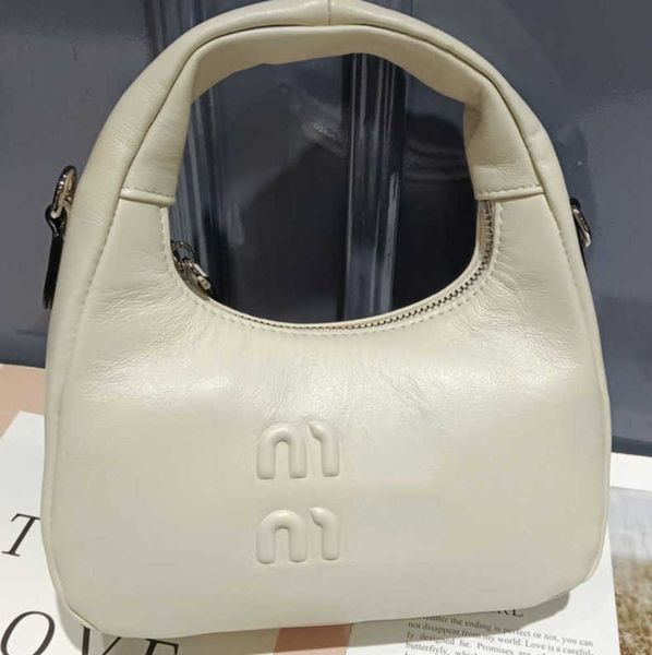 miu luxury hobo bag womens shoulder bags designer handbag 3d letter underarm totes mini clutch fashion crossbody purse lady wallet niche hig
miu luxury hobo bag womens shoulder bags designer handbag 3d letter underarm totes mini clutch fashion crossbody purse lady wallet niche hig