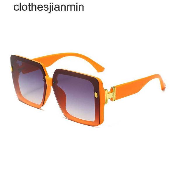 luxury sunglasses factory for sale break-word; none; heigh2023 emma h home personalized sunglass uv protection box large frame foreign style, White;black
luxury sunglasses factory for sale break-word; none; heigh2023 emma h home personalized sunglass uv protection box large frame foreign style, White;black