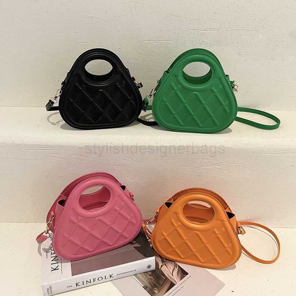 totes small design handheld for 2023 new one crossbody bag with advanced sense fashion and large capacity saddle bagstylishdesignerbags
totes small design handheld for 2023 new one crossbody bag with advanced sense fashion and large capacity saddle bagstylishdesignerbags