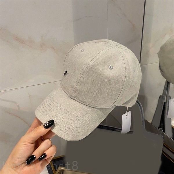 solid color designer hats women luxury cap sport western style retro ordinary snapbacks curved brim cotton lining modern fitted hats fashion, Blue;gray
solid color designer hats women luxury cap sport western style retro ordinary snapbacks curved brim cotton lining modern fitted hats fashion, Blue;gray