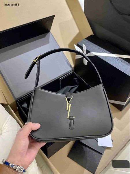 shoulder bag luxury cleo handbag underarm for women's men shoulder ote genuine leather hobo vagrant designer crocodile pattern wallet a
shoulder bag luxury cleo handbag underarm for women's men shoulder ote genuine leather hobo vagrant designer crocodile pattern wallet a