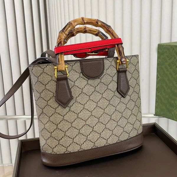 designer bag totes crossbody bags fashion bamboo joint shoulder bag letter printing handbags women purse classic duffle hand bags luxurys wa
designer bag totes crossbody bags fashion bamboo joint shoulder bag letter printing handbags women purse classic duffle hand bags luxurys wa