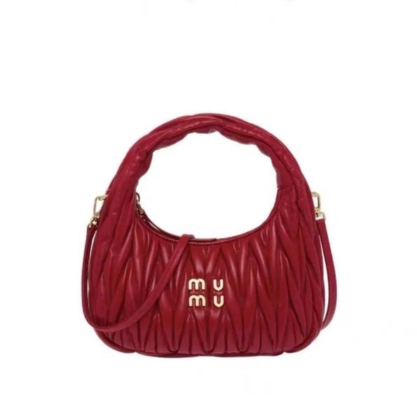 fashion designer bags satin mini handbags wander miu hobo clutch holding handbar shoulder bag luxury retro wallet leather banquet commuter h
fashion designer bags satin mini handbags wander miu hobo clutch holding handbar shoulder bag luxury retro wallet leather banquet commuter h