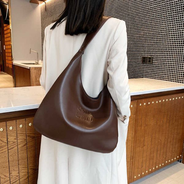 designer bags countess's bag capacity underarm bag soft face shoulder bag miu tote bag j53c
designer bags countess's bag capacity underarm bag soft face shoulder bag miu tote bag j53c