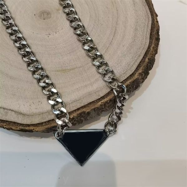 triangular enamel designer necklaces for women mens necklace silver plated black white pendant trendy luxury jewelry as gifts hip hop chains
triangular enamel designer necklaces for women mens necklace silver plated black white pendant trendy luxury jewelry as gifts hip hop chains