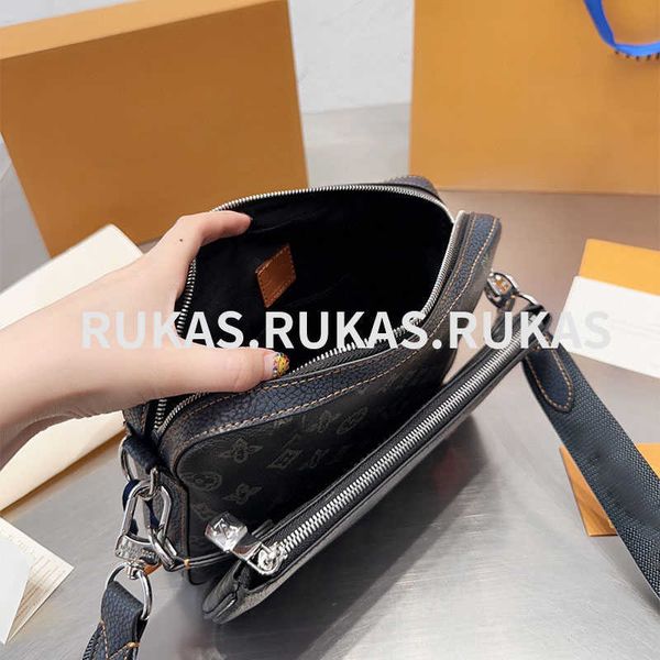 designer crossbody bag fashion brand leather men's triple shoulder backpack multi-functional large capacity women's messenger bag
designer crossbody bag fashion brand leather men's triple shoulder backpack multi-functional large capacity women's messenger bag