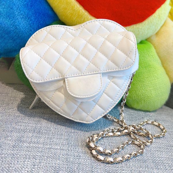 men summer genuine leather heart bag saddles half moon shoulder crossbody bags chain luxurys designer women classic clutch bags travel city
men summer genuine leather heart bag saddles half moon shoulder crossbody bags chain luxurys designer women classic clutch bags travel city