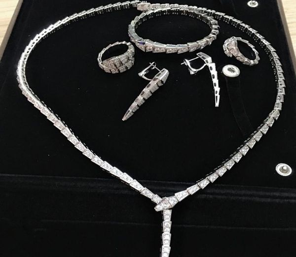 brand wedding thin slim bracelet bangle clip earings jewelry set wide ring serpenti necklace party set for women1958762, Silver
brand wedding thin slim bracelet bangle clip earings jewelry set wide ring serpenti necklace party set for women1958762, Silver